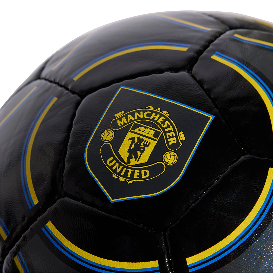 adidas - Manchester United Third Club Ball - Size 5 (JP3059-5) - Image 3