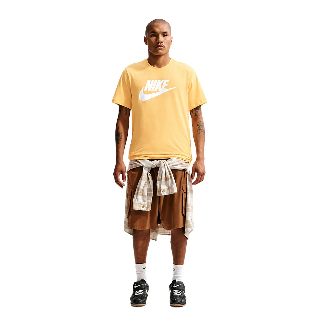 Nike - Men's Sportswear T-Shirt (AR5004 796) - Image 2