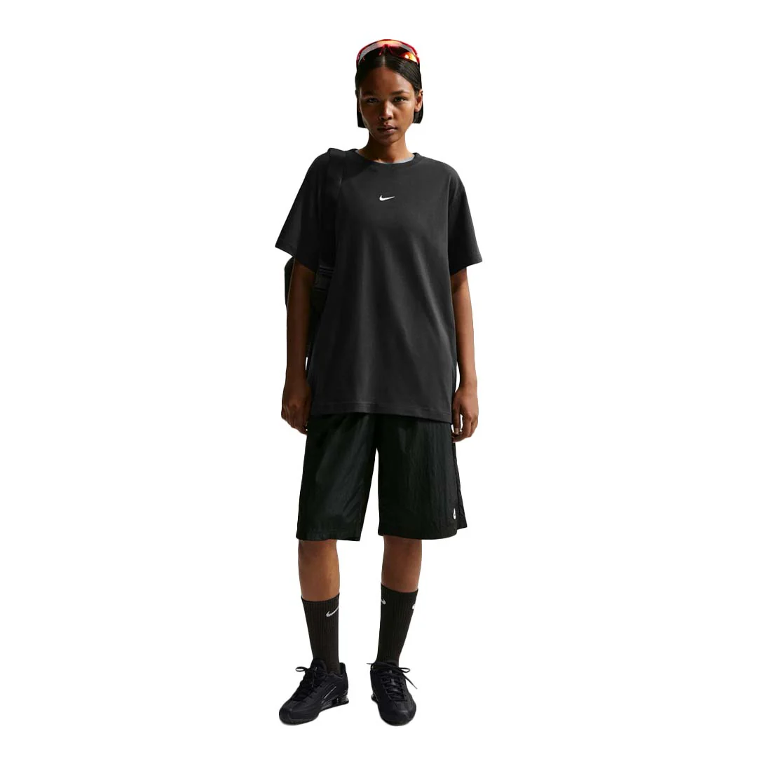 Nike - Women's Oversized T-Shirt (IH7601 010) - Image 2