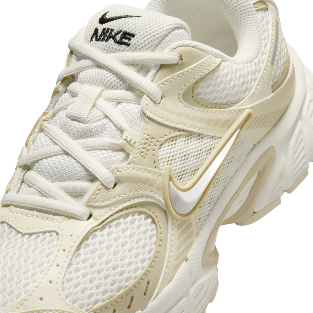 Nike - Women's V5 RNR SE Shoes (IO0464 101) - Image 7