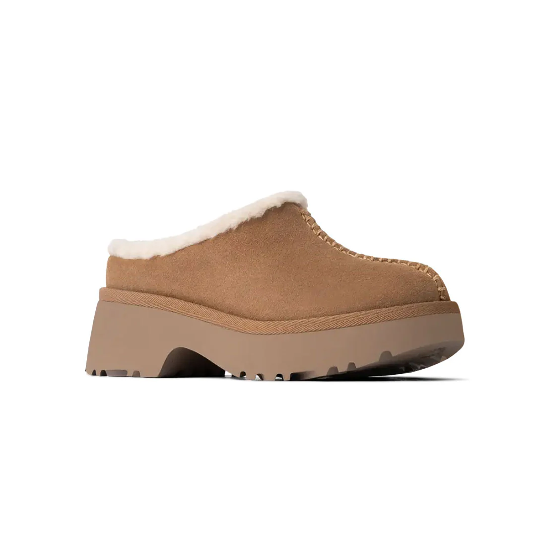 UGG® - Women's New Heights Cozy Clogs (1162510-CHE) - Image 2